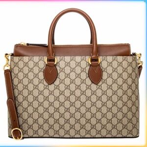 Gucci large GG supreme tote bag. Authentic. Very good condition.